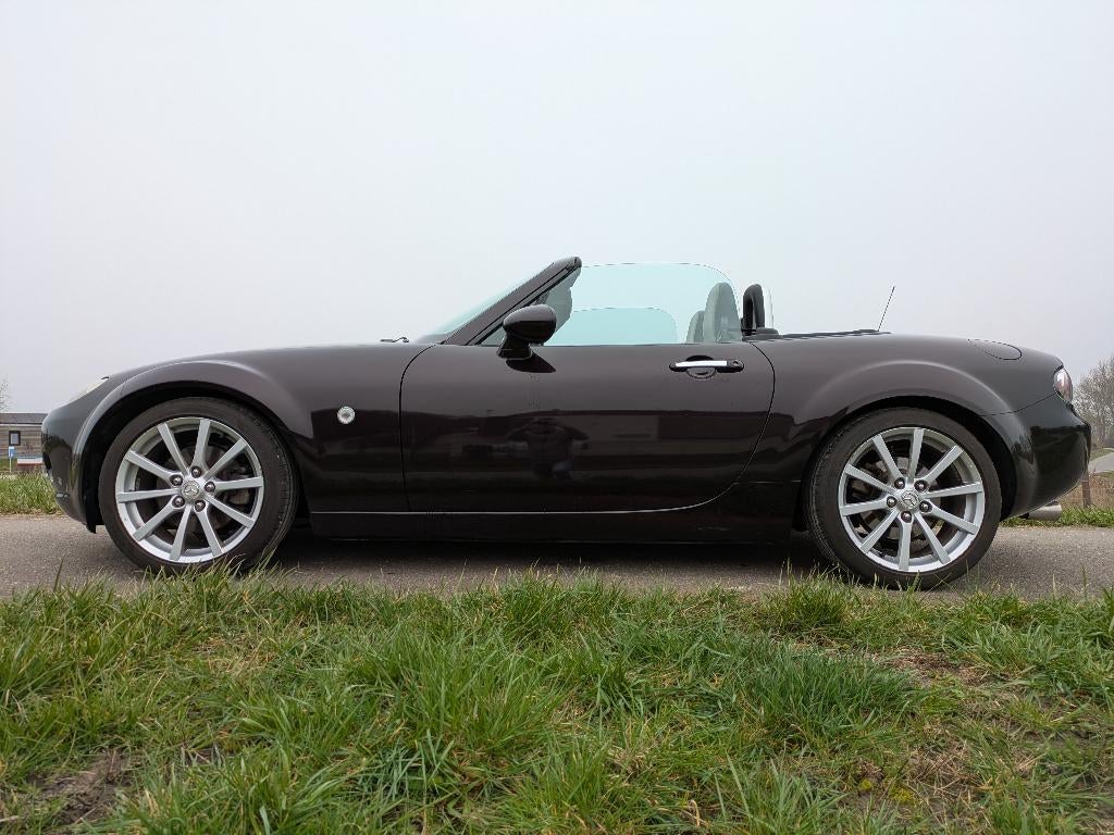 Mazda MX-5 1.8 Mithra 2007, Achterwielaandrijving, Beige, 4 cilinders, 0 kg