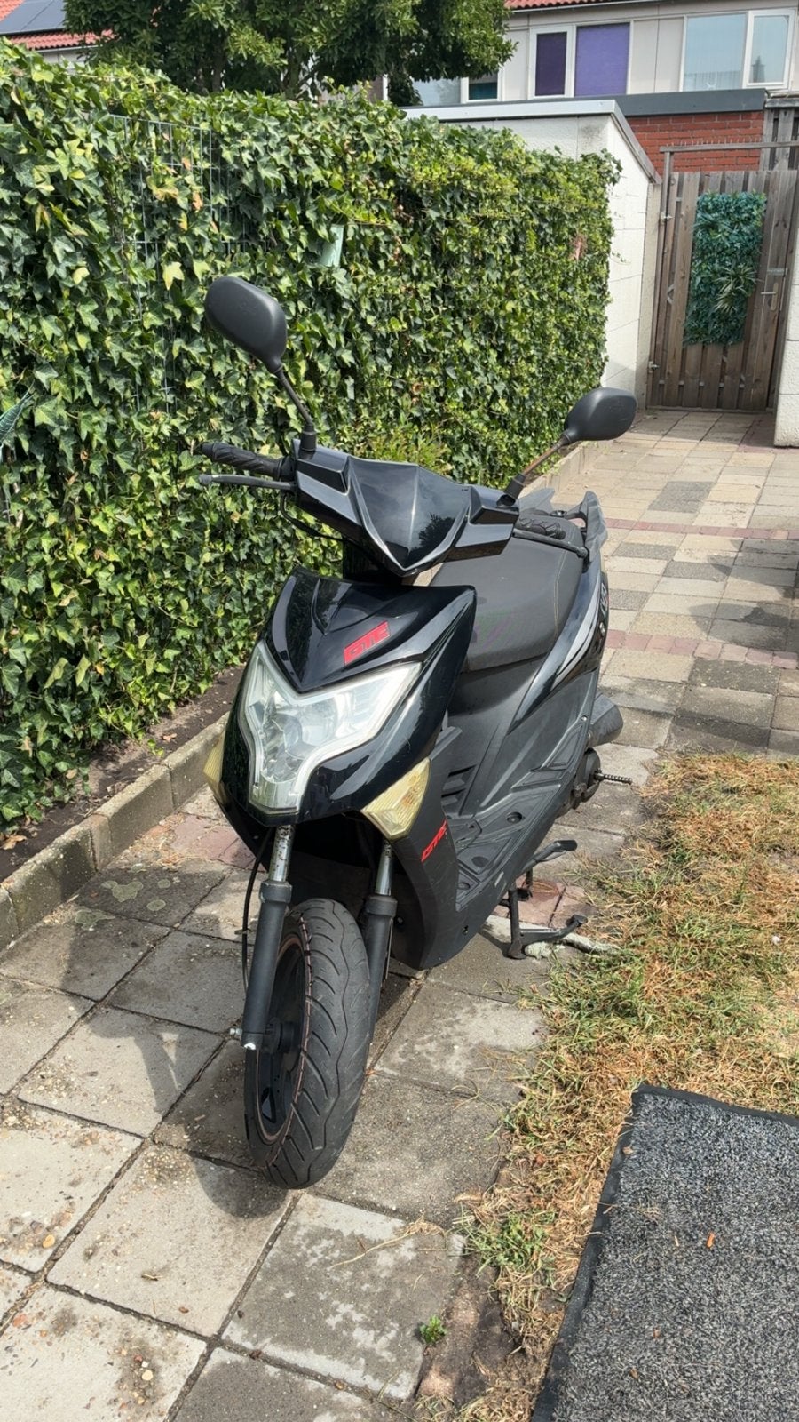 IVA Scooter Zwart, Ophalen, Gebruikt, Maximaal 45 km/u, Benzine