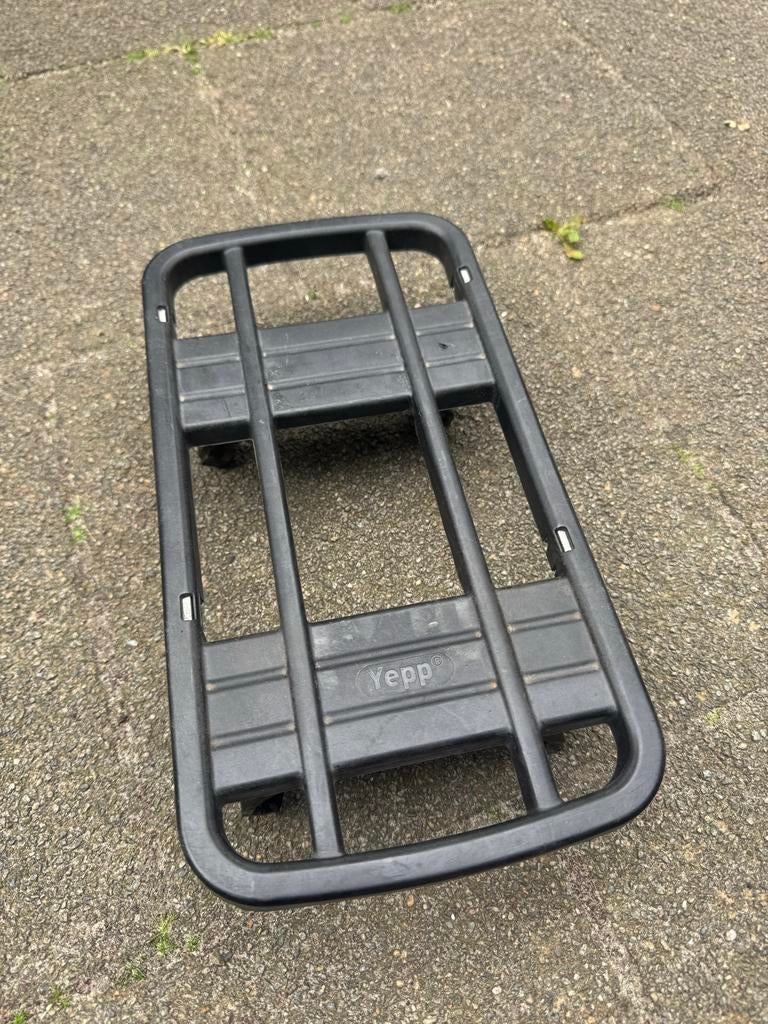 Yepp kinderzitje adapter voor bagagedrager, Ophalen, Zo goed als nieuw