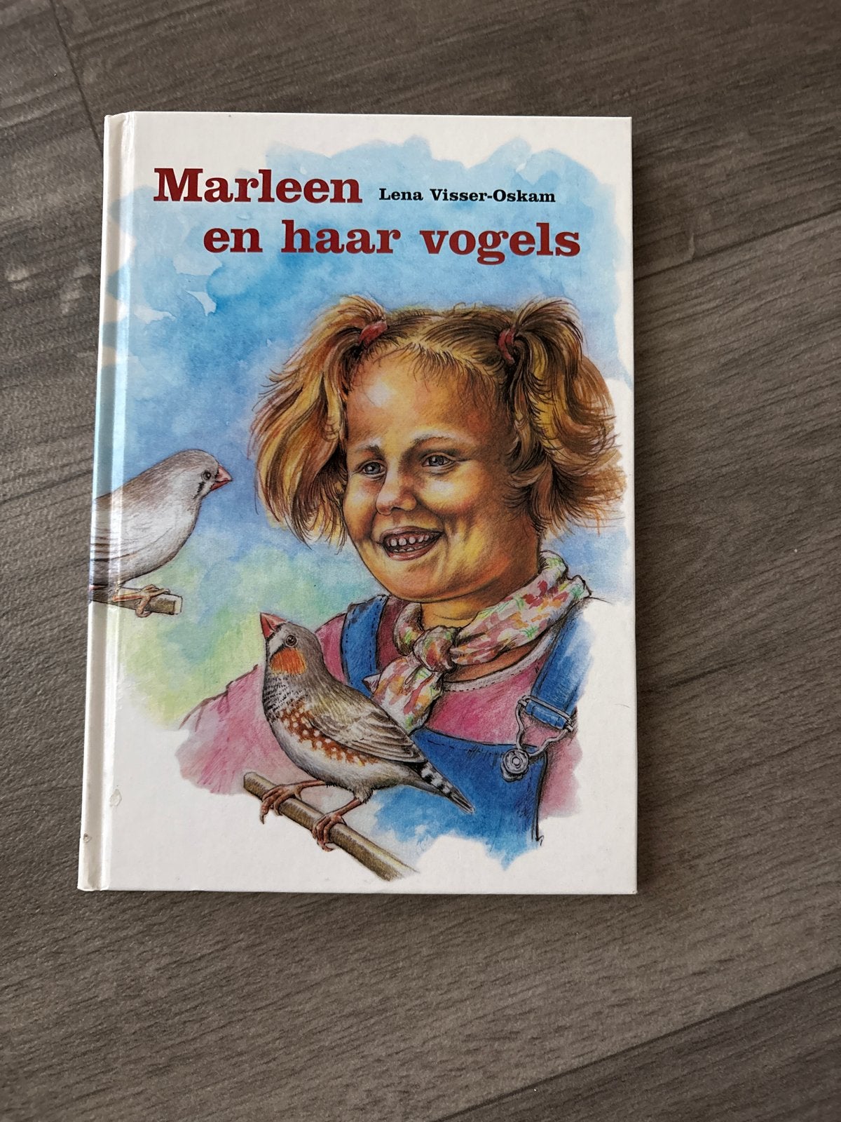 Marleen en haar vogels - Lena Visser-Oskam, Boeken, Ophalen of Verzenden, Zo goed als nieuw, 3 tot 4 jaar