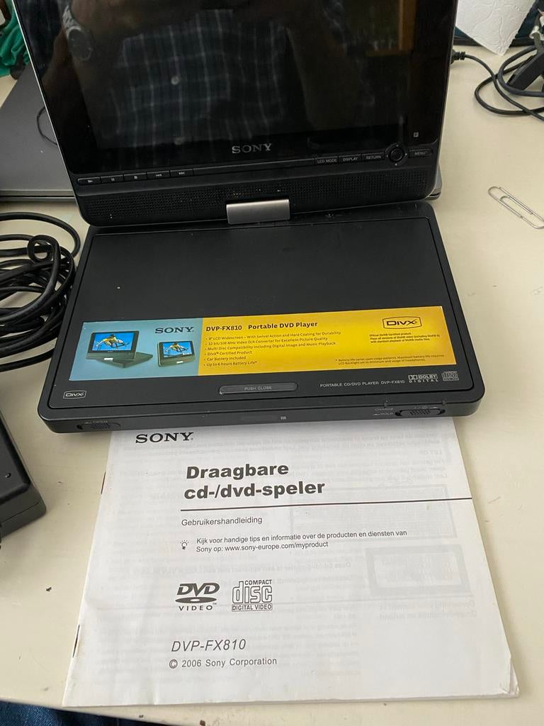 Sony draagbare dvd speler DVP FX810, Audio, Tv en Foto, Dvd-spelers, Dvd-speler, Gebruikt, Draagbaar, Ophalen of Verzenden