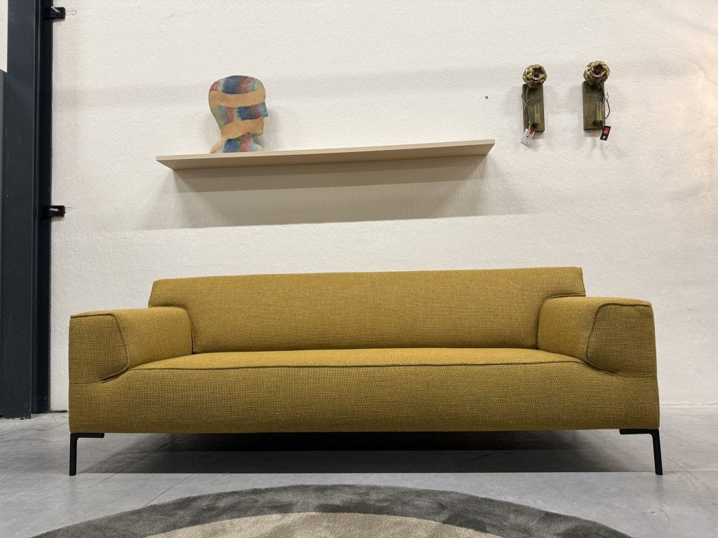 Nieuw Design on Stock Bloq bank  3 zits Amaro oker geel stof, Design on stock, 75 tot 100 cm, Ophalen of Verzenden, Rechte bank