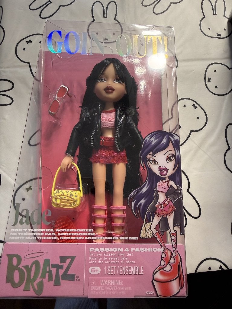 Going Out Bratz jade - Doll, Ophalen of Verzenden, Nieuw, Overige typen