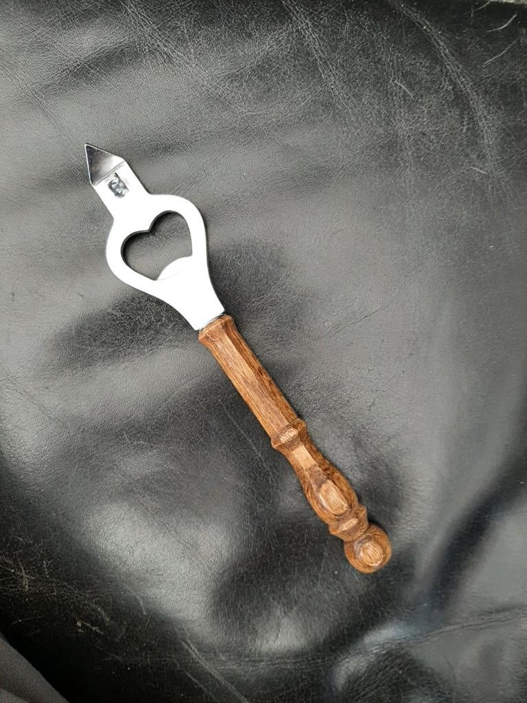 Flesopener., Overige typen, Hout, Ophalen of Verzenden, Zo goed als nieuw