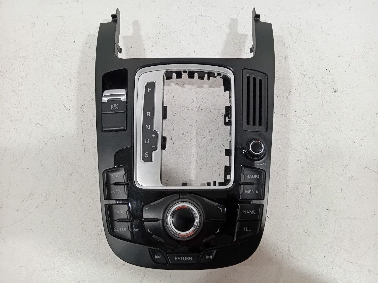 Bedieningspaneel multi media Audi A4, Auto-onderdelen, Onderdelen@venauto.nl, Van der Ven Autorecycling B.V., Gebruikt, Ettenseweg 76, 4706 PB Roosendaal, The Netherlands