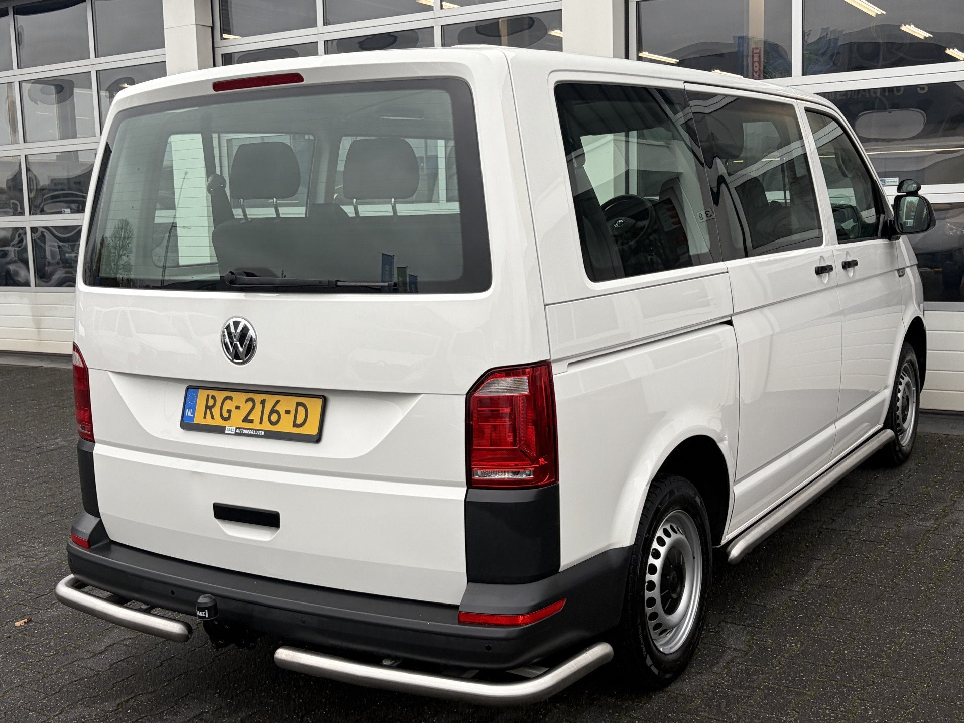 Volkswagen Transporter Kombi 2.0 TDI DSG Automaat L1H1 BTW e, Auto's, Stof, Gebruikt, 150 pk, 255 €/maand