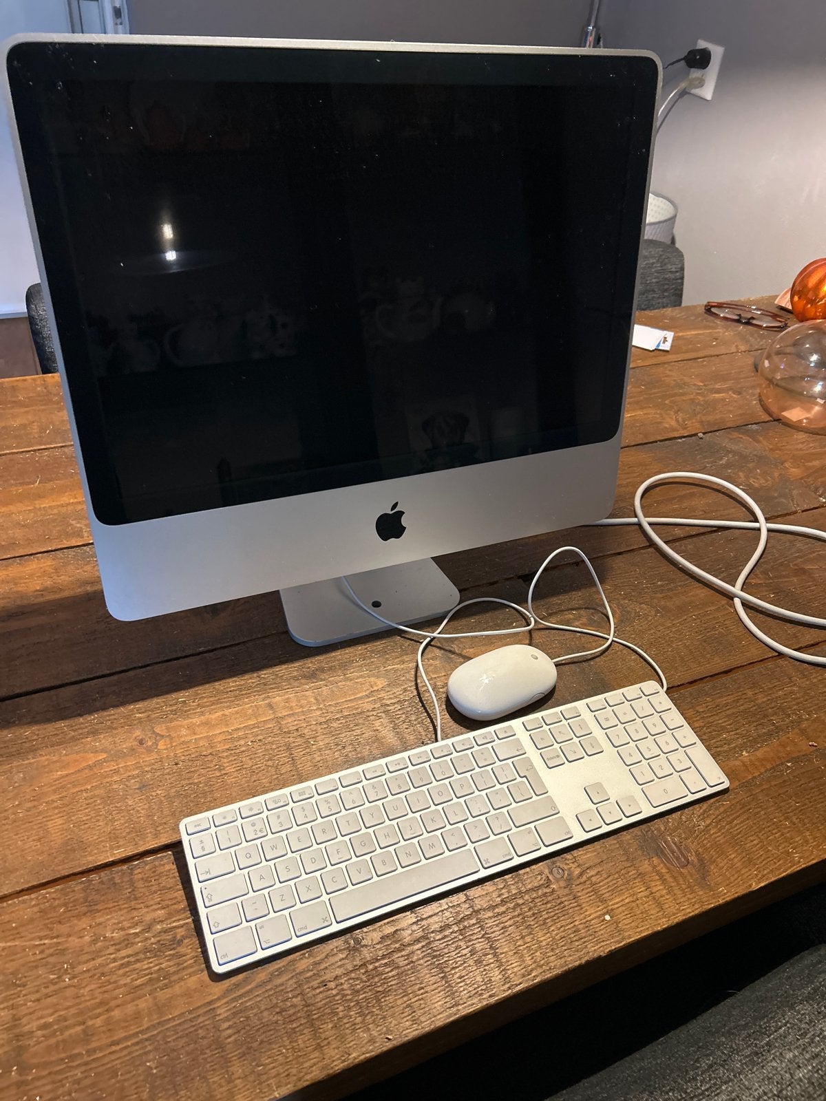 Apple iMac (2009) met toetsenbord en muis, Computers en Software, Ophalen, Gebruikt, Minder dan 4 GB, IMac