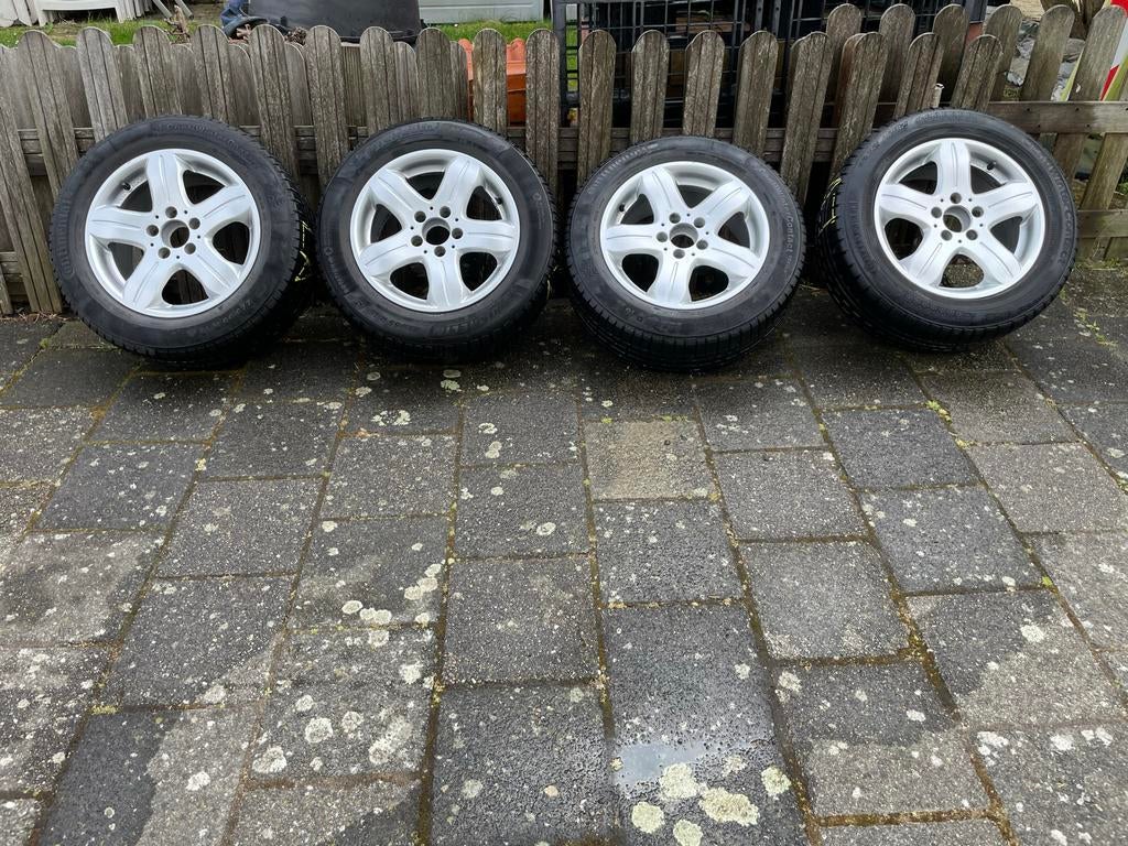 Winterset 225/55/16 voor oa Mercedes E-klasse, W211 en S211, Auto-onderdelen, Banden en Velgen, Ophalen, Gebruikt, 16 inch, Banden en Velgen