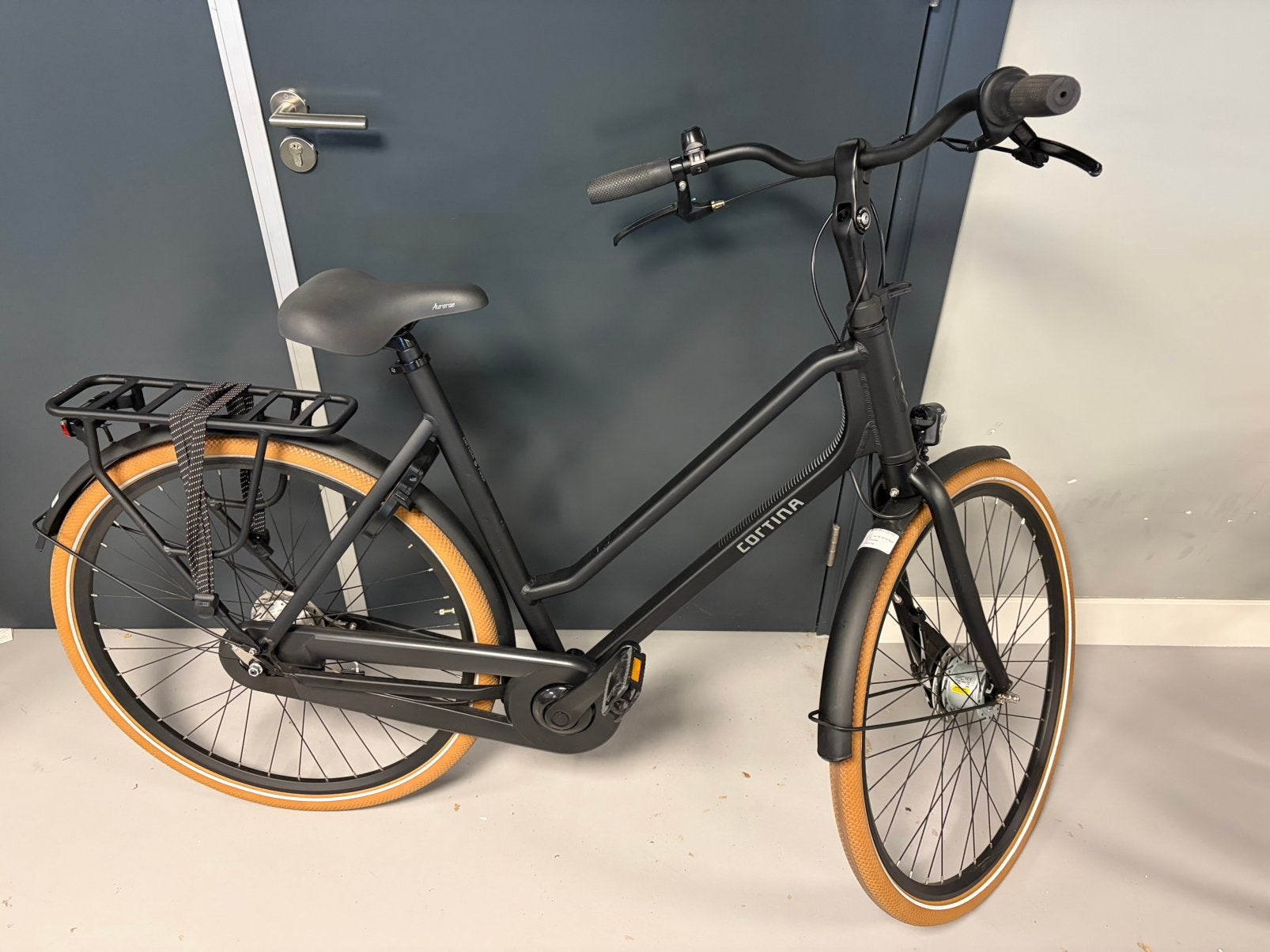 Zeer nette, jonge Cortina foss mt 57, Fietsen en Brommers, (Extra) lage instap, 56 cm of meer, Zo goed als nieuw, Trommelrem