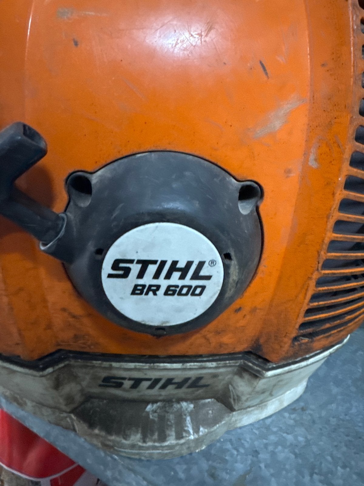 Stihl BR 600 Bladblazer - Krachtig en Betrouwbaar, Ophalen, Gebruikt, Benzine, Ruggedragen