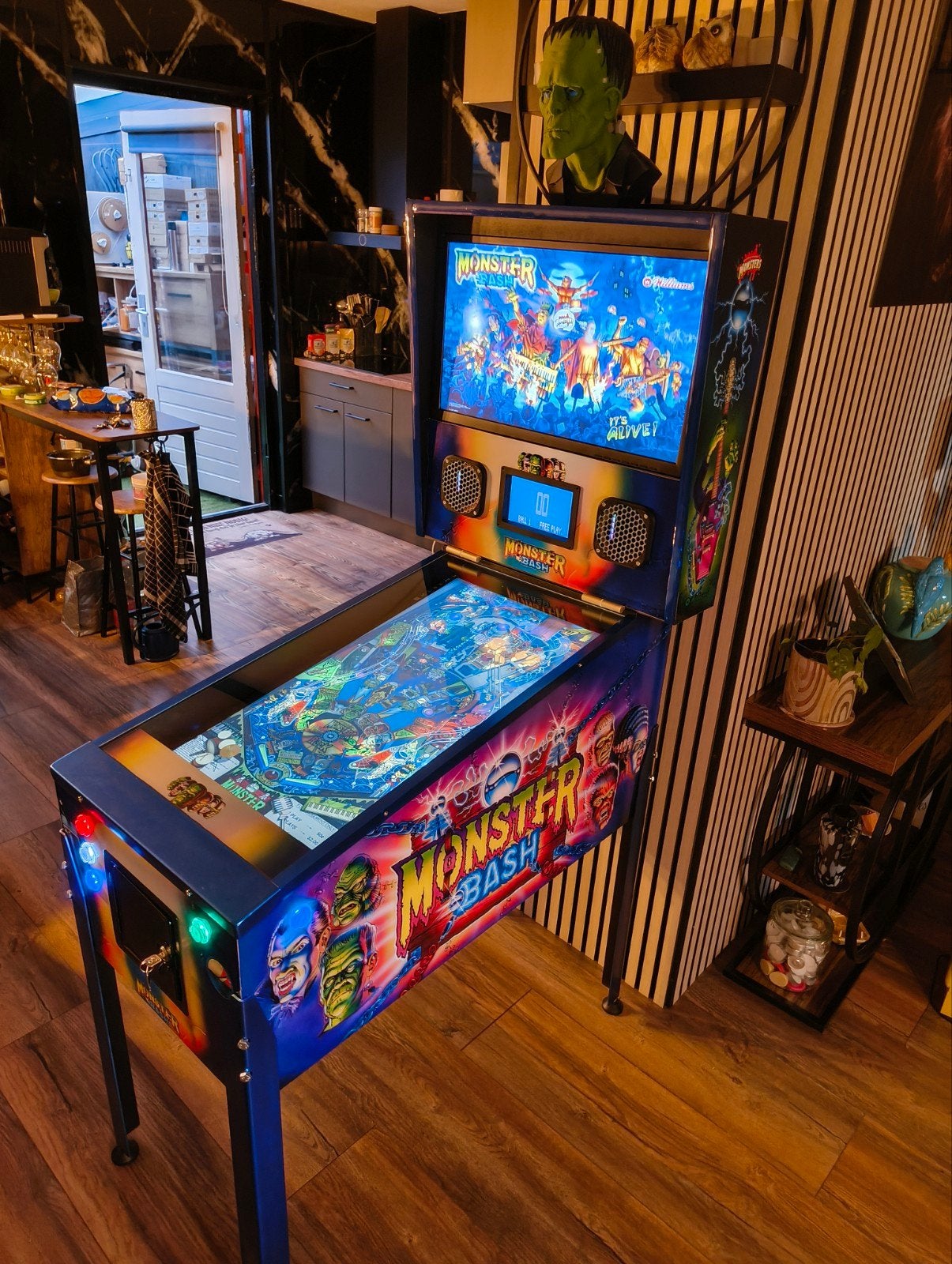 Custom-made Monsterbash Virtual Pinball - 1400+ kasten, Verzamelen, Ophalen