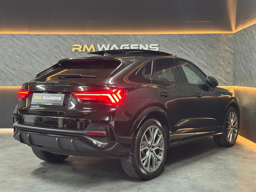 Audi Q3 Sportback 45 TFSI quattro S-Line|Pano|Matrix|Keyless, Auto's, Gebruikt, Euro 6, 1984 cc, Leder en Stof