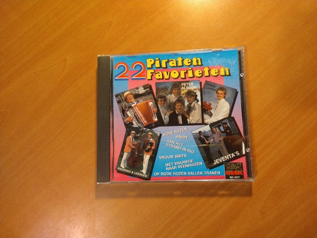 CD 22 Piraten Favorieten, Cd's en Dvd's, Cd's | Nederlandstalig, Ophalen of Verzenden, Zo goed als nieuw, Levenslied of Smartlap