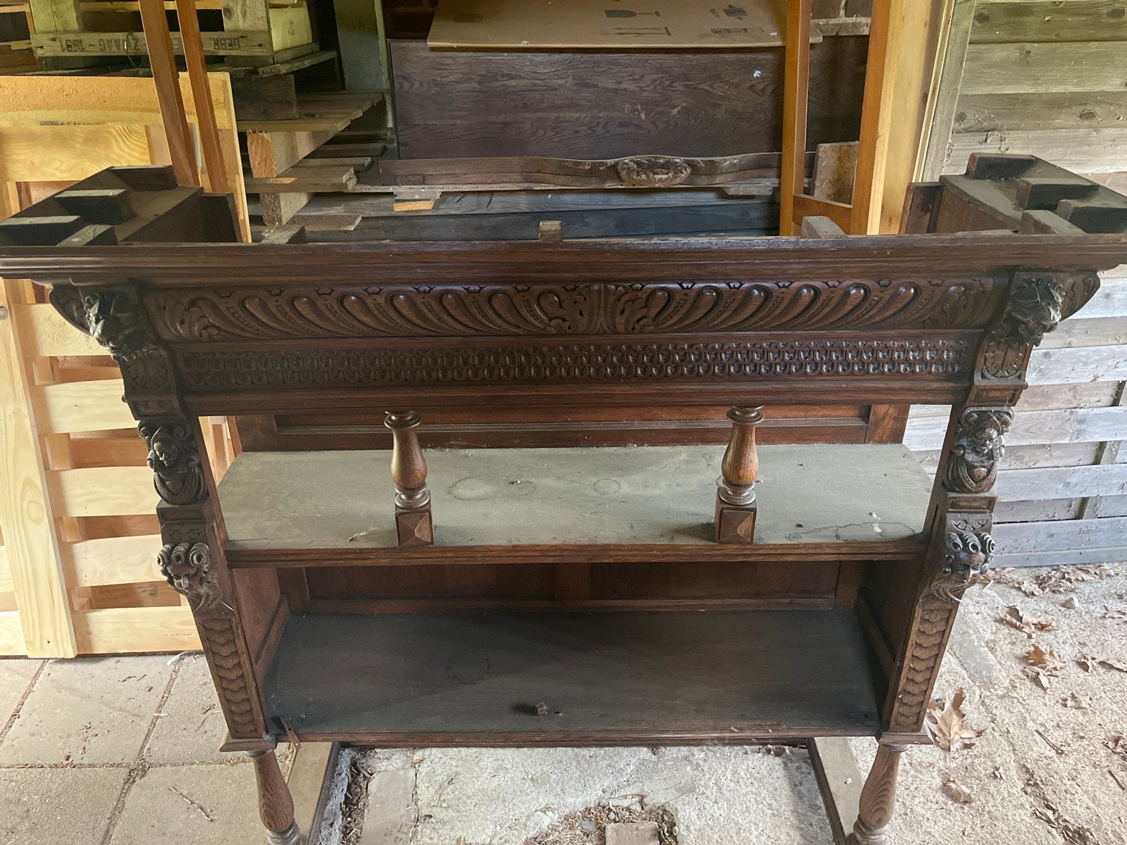 Antieke Eiken Console kast met Gedetailleerd Houtsnijwerk, Antiek en Kunst, Ophalen