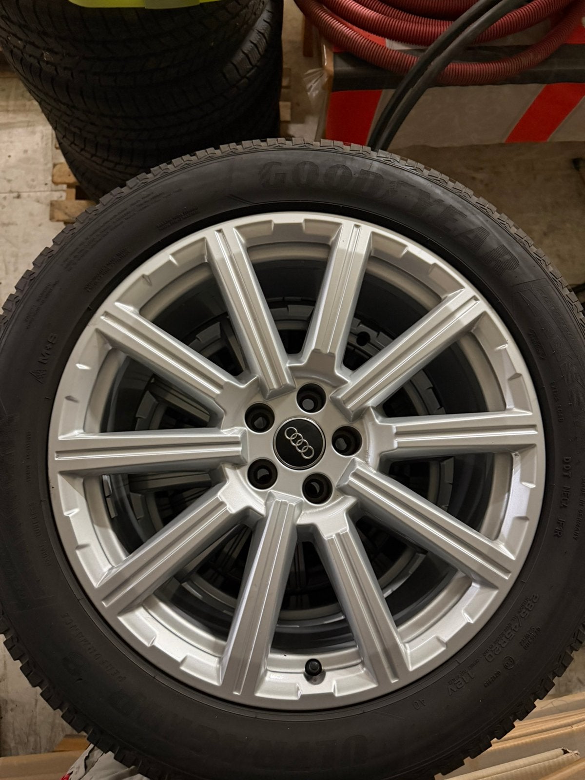 Audi r20 winterbanden q7, q8, etron, Ophalen of Verzenden