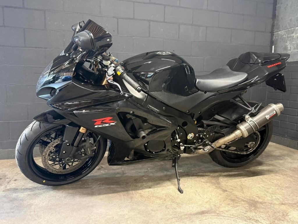 Suzuki GSXR 1000 K7 K8 / MIVV uitlaat / Nieuwe banden, Motoren, Sportuitlaat, 4 cilinders, Motorrijbewijs A, Gebruikt