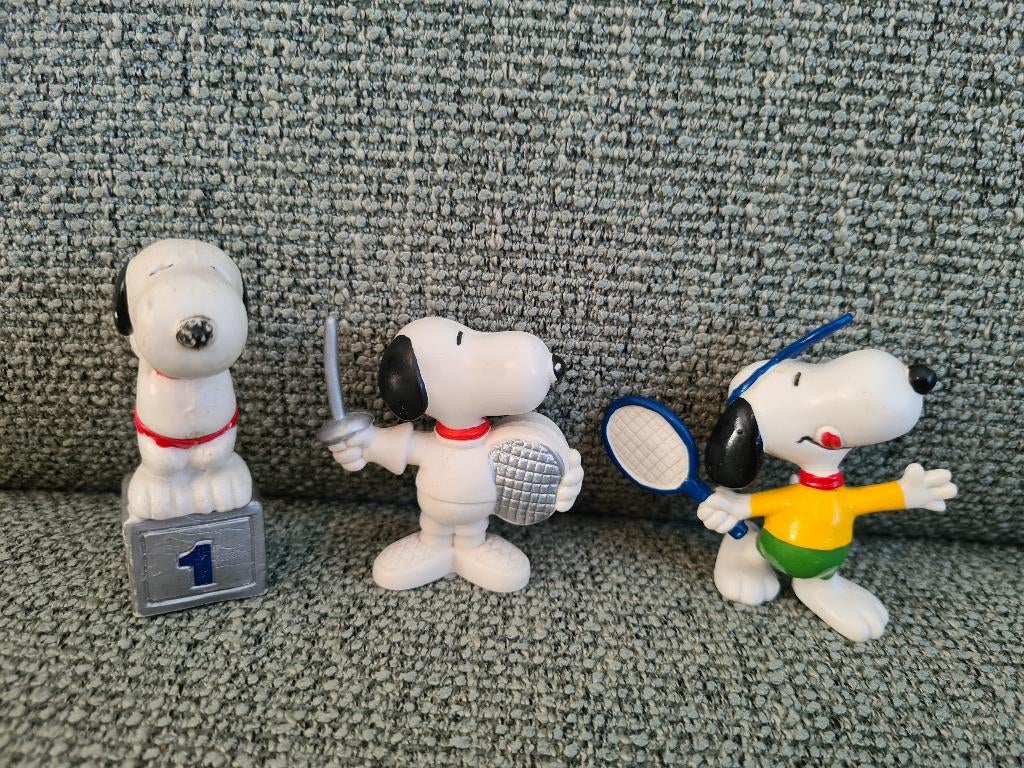 Snoopy vintage schleich pvc poppetjes sport, Verzamelen, Poppetjes en Figuurtjes, Schleich, Ophalen of Verzenden, Zo goed als nieuw