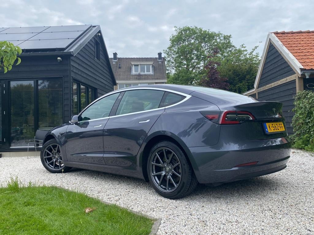Tesla Model 3 SR+ Refresh, LFP, 1e part-eigenaar,| Trekhaak, Auto's, Tesla, Particulier, Model 3, 360° camera, ABS, Achteruitrijcamera