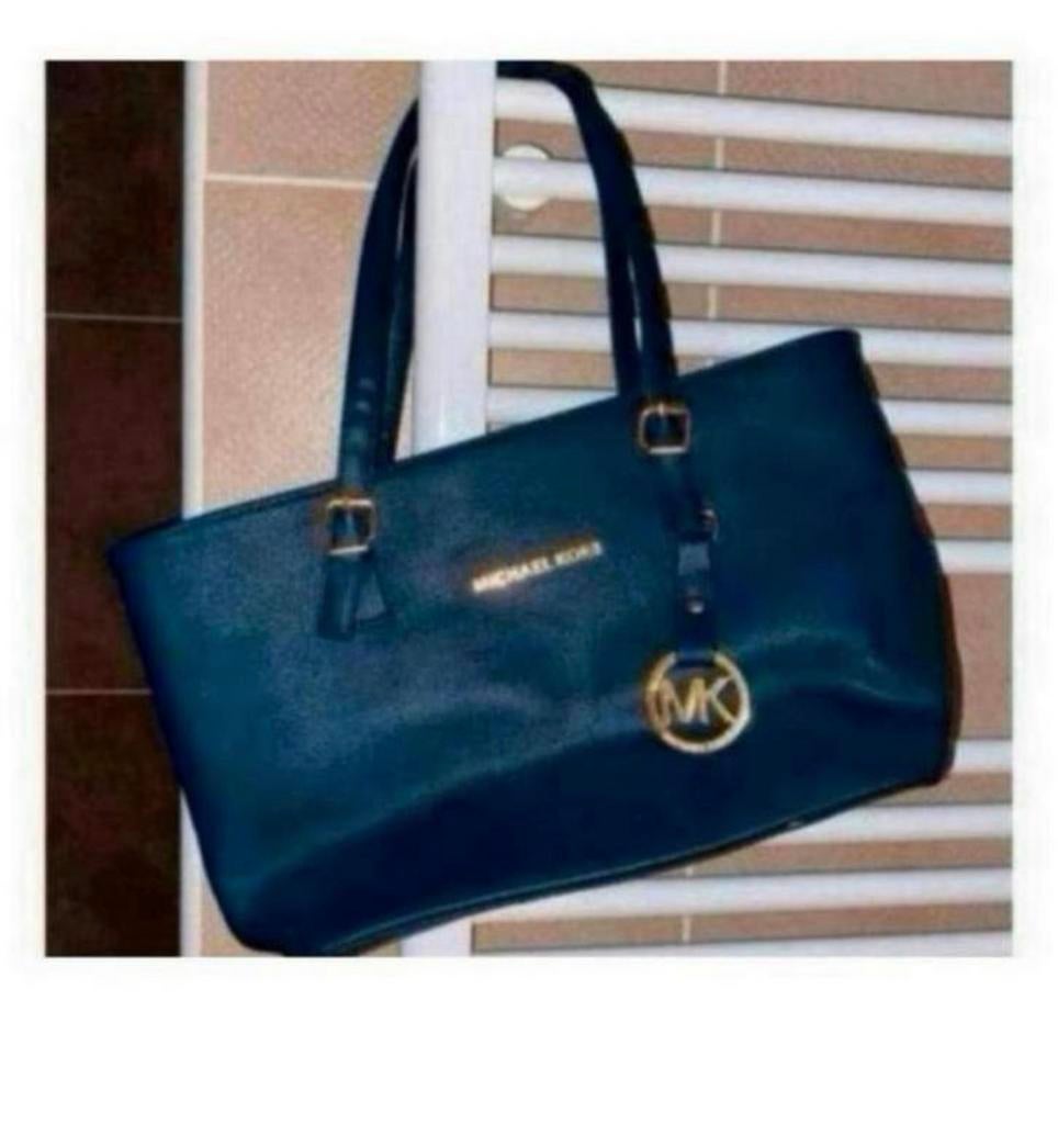 Michael kors tas donkerblauw, Sieraden, Tassen en Uiterlijk, Tassen | Damestassen, Ophalen of Verzenden