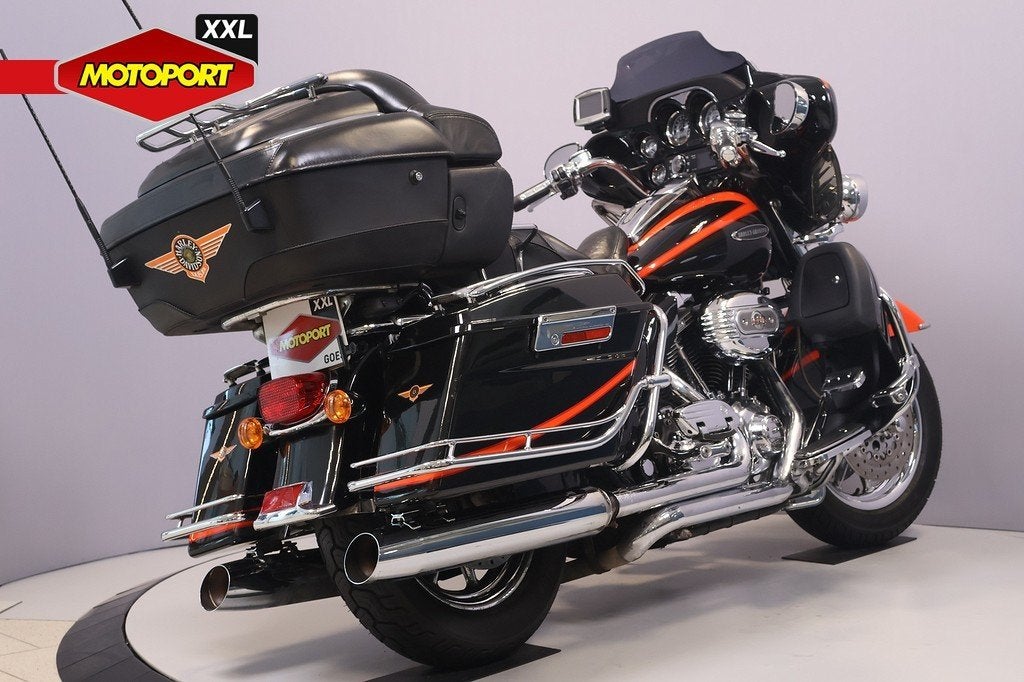 Harley-Davidson ELECTRA GLIDE ULTRA CVO (bj 2007), H-DCUSTOMERSERVICE@Harley-Davidson.com, Harley-Davidson Benelux, Bedrijf, Toermotor