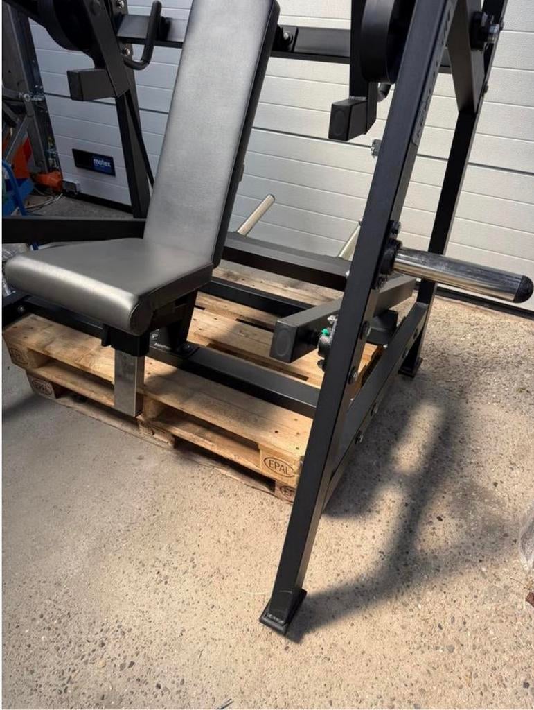 Newton Fitness pullover / plate loaded / Black / uberzuge, Ophalen, Benen, Gebruikt, -