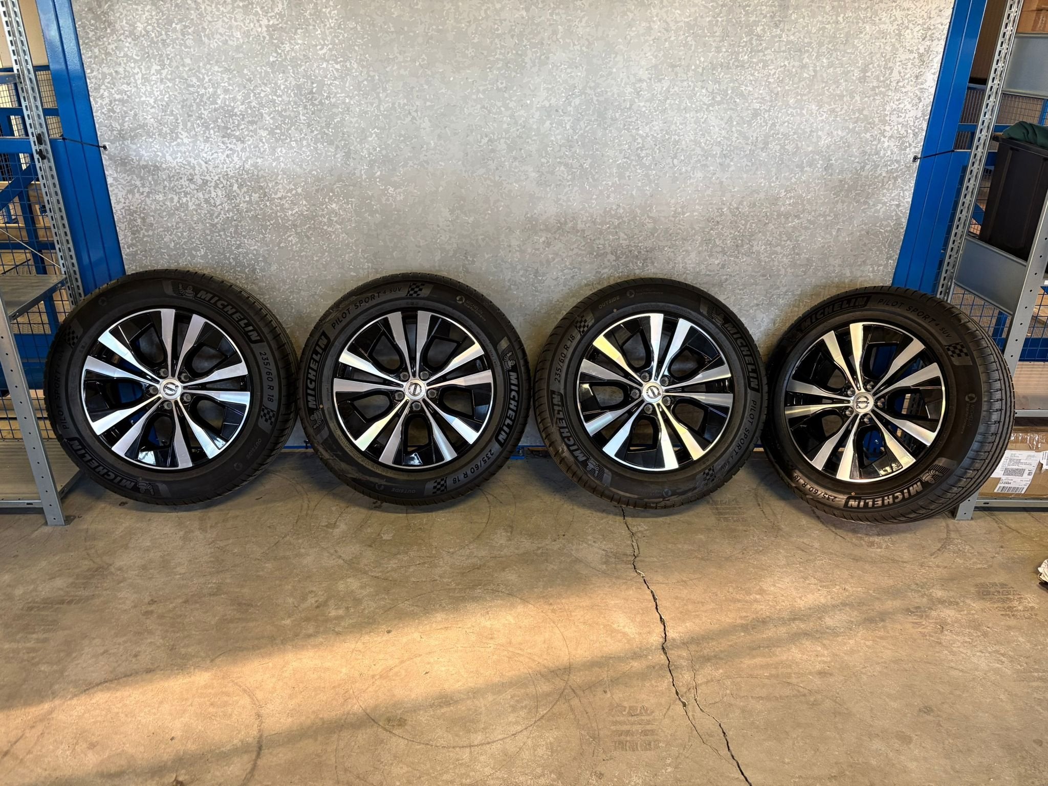 18'' 5-Spaaks Black Diamond Cut - XC60 - Pirelli P-Zero - 24, Auto-onderdelen