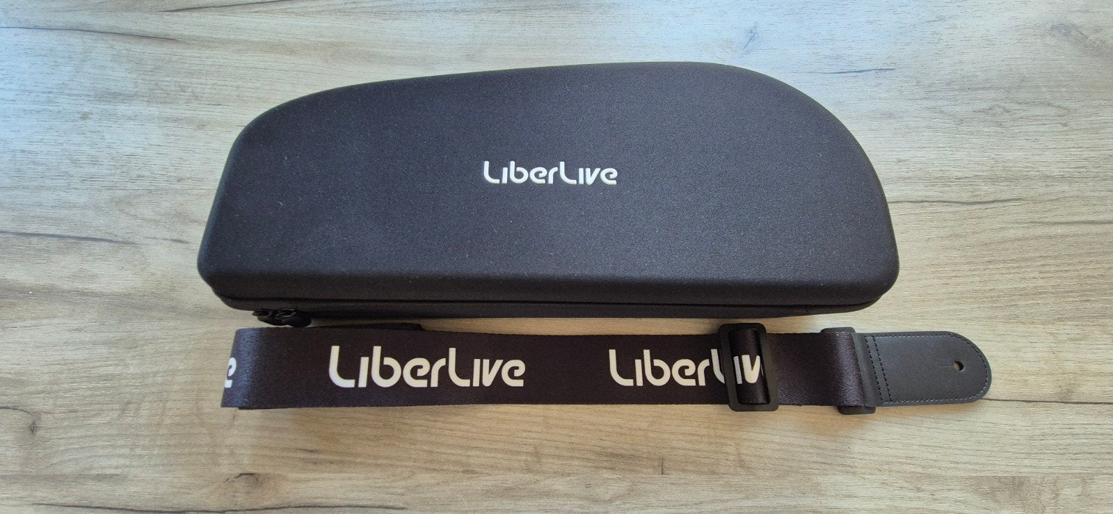 LiberLive Smart Gitaar met Hoes en Band, Overige merken, Met versterker, Ophalen of Verzenden, Zo goed als nieuw