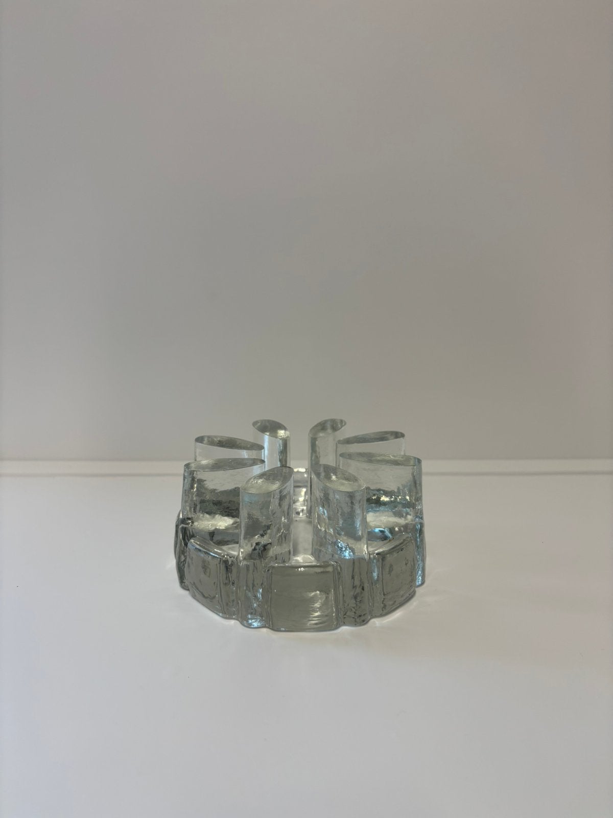 Vintage massief glazen theelichthouder, Antiek en Kunst, Antiek | Glas en Kristal, Verzenden