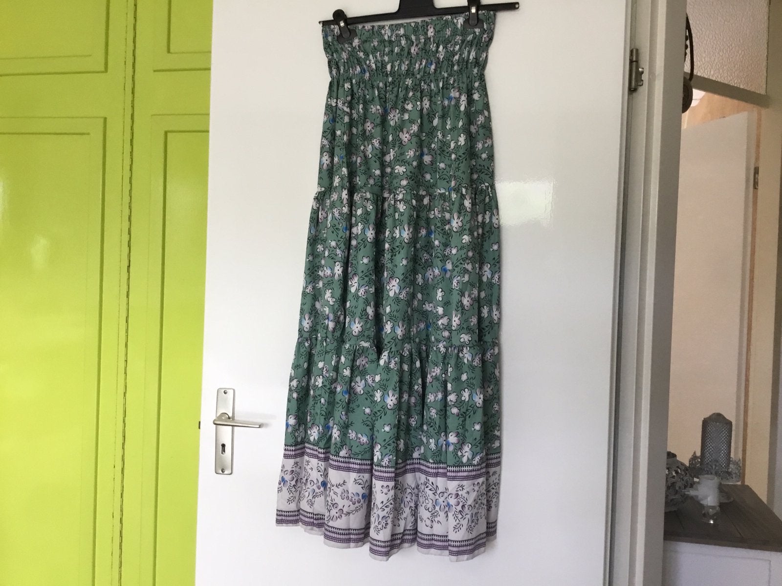 Mooie lange rok met elastische band! Maat M, Kleding | Dames, Ophalen of Verzenden, Zo goed als nieuw, Maat 38/40 (M), Onder de knie