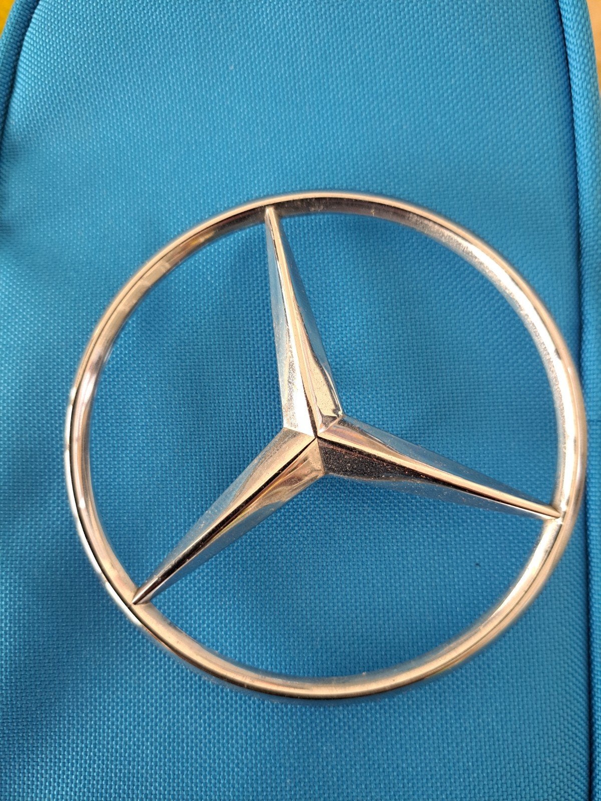 Mercedes-Benz Ster Logo Embleem diameter 8.5 cm, Ophalen of Verzenden, Gebruikt, Mercedes-Benz
