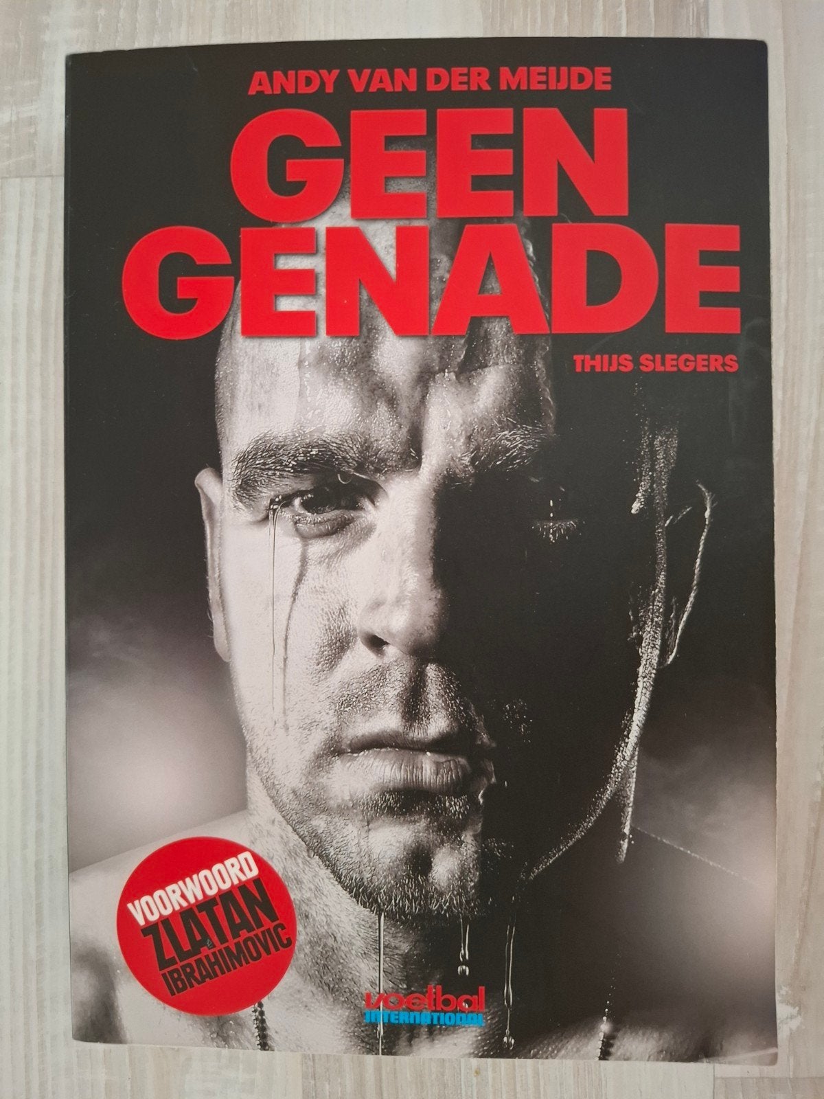 Boek: Geen Genade - Andy van der Meijde (Voetbal), Ophalen of Verzenden, Gelezen, Andy van der Meijde, Thijs Slegers, Balsport