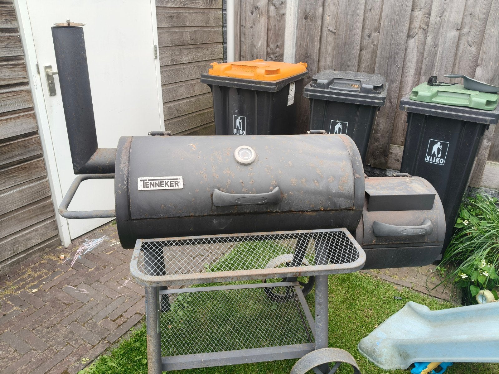 Tenneker BBQ Smoker - Gebruikt maar functioneel, Ophalen, Gebruikt, Tenneker
