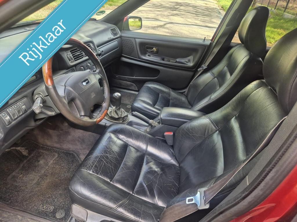 Volvo V70 2.5/144PK/Airco/CruiseCont/Leer/Stoelverw/Trekhaak, Auto's, Gebruikt, Stoelverwarming, 1434 kg, 1600 kg