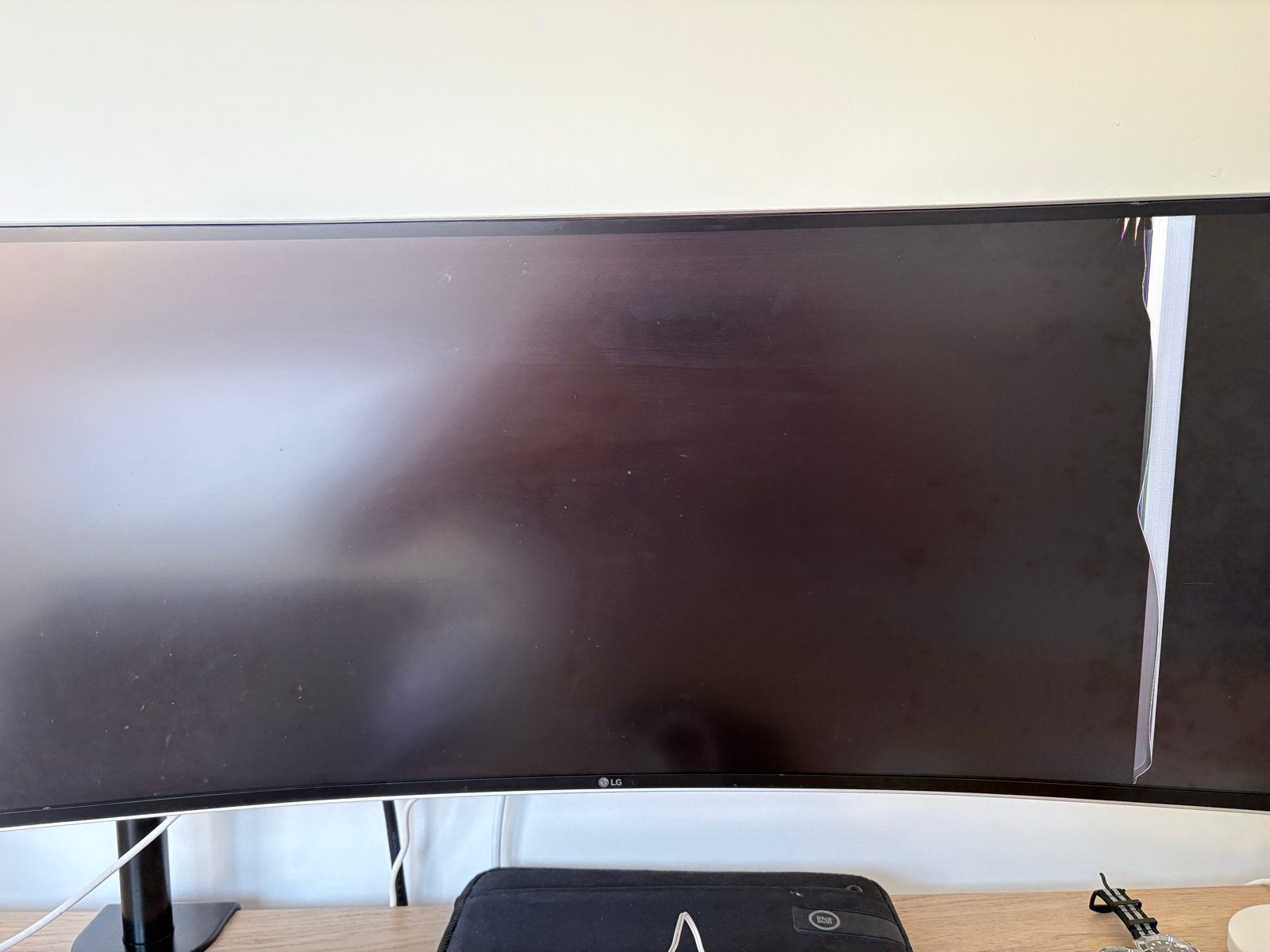 Gratis LG Ultrawide Monitor met defect scherm, Computers en Software, Monitoren, Ophalen, Niet werkend, Ultrawide