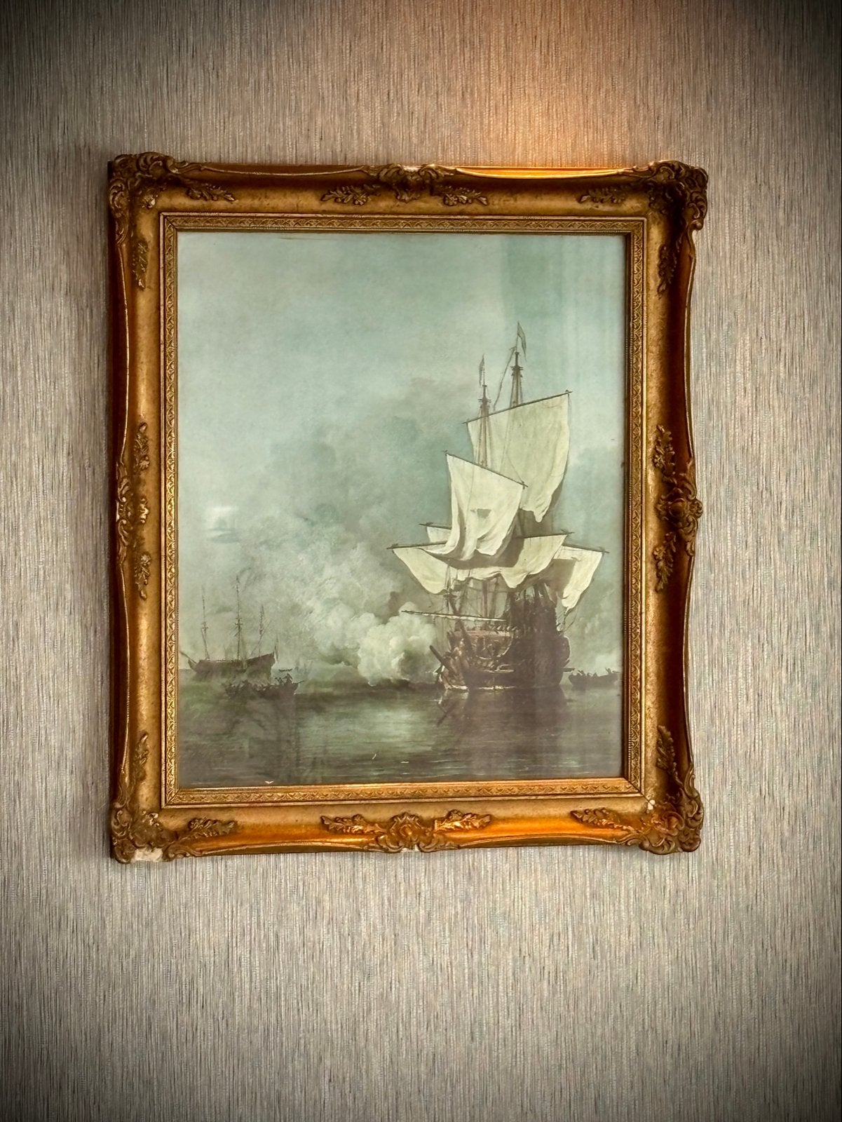 Ingelijste poster van zeilschip achter glas, 50 – 75, Gebruikt, Ophalen of Verzenden, Foto of Poster