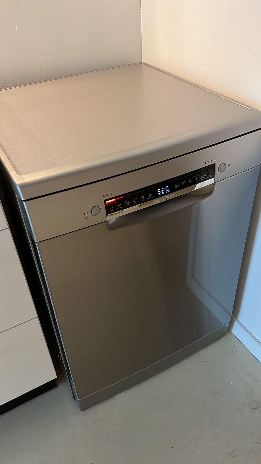 Bosch serie 4 silence vaatwasser, Ophalen of Verzenden, Zo goed als nieuw, Minder dan 85 cm