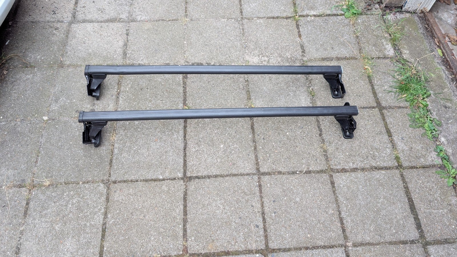 Verstelbare dakdragers voor 5-deurs auto (Toyota Corolla 200, Ophalen, Gebruikt
