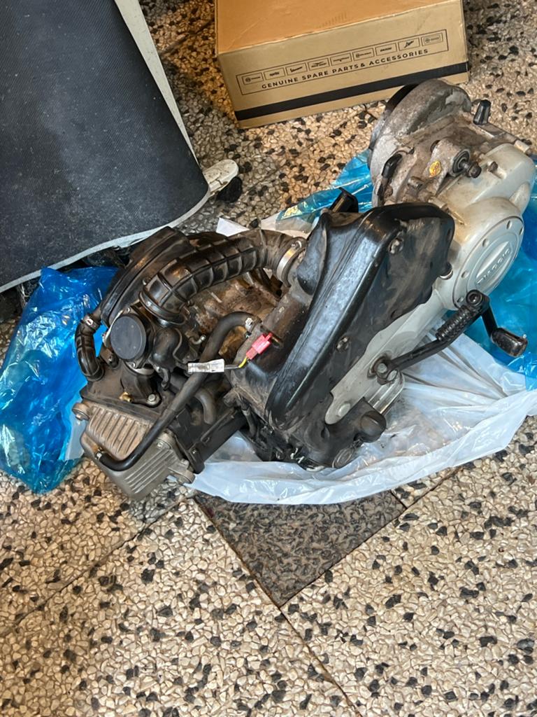 Piaggio Fly / Vespa Motorblok, perfecte staat, geen frame nr, Ophalen, Gebruikt, Blok, Piaggio