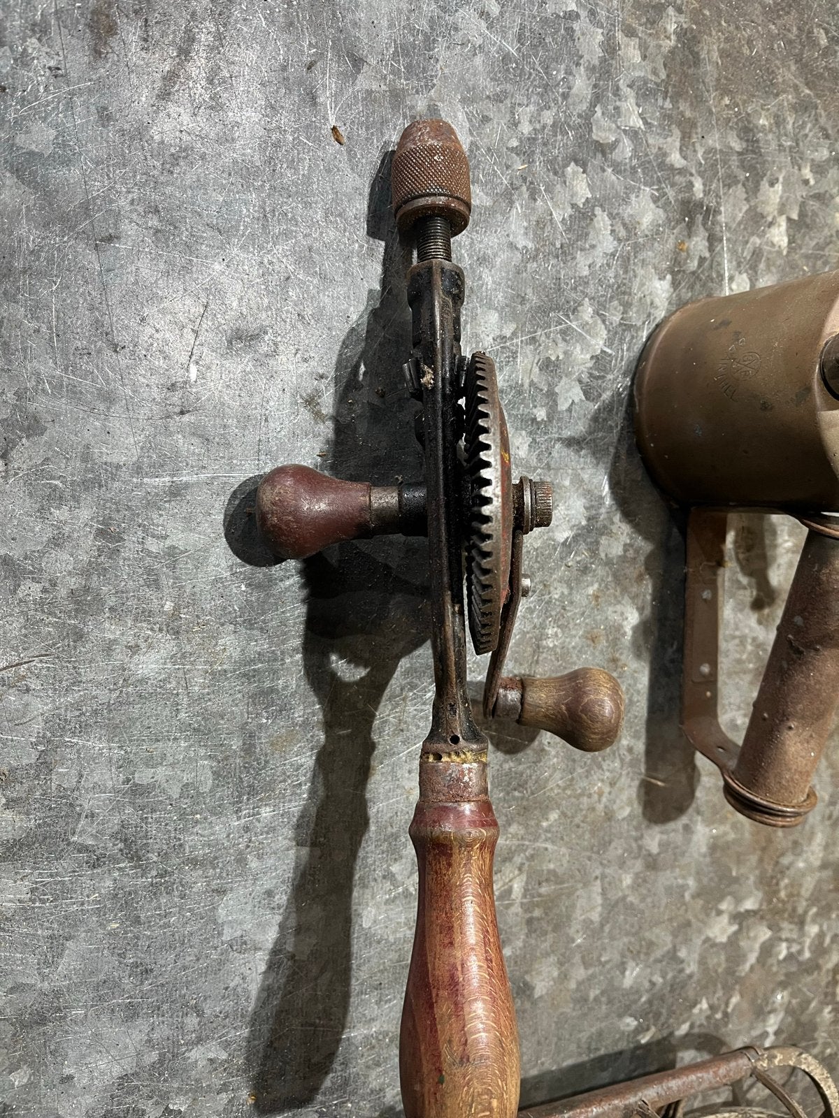 Vintage Gereedschap Set: Boor, Soldeerlamp, Werkplaatslamp, Antiek en Kunst, Ophalen