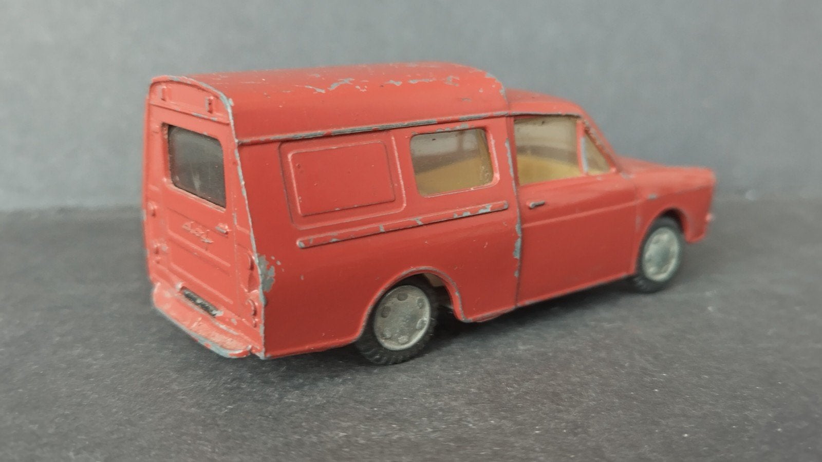 Daf Bestel Variomatic 1:43 Lion Car Pol, Hobby en Vrije tijd, Modelauto's | 1:43, Overige merken, Gebruikt, Auto, Holland