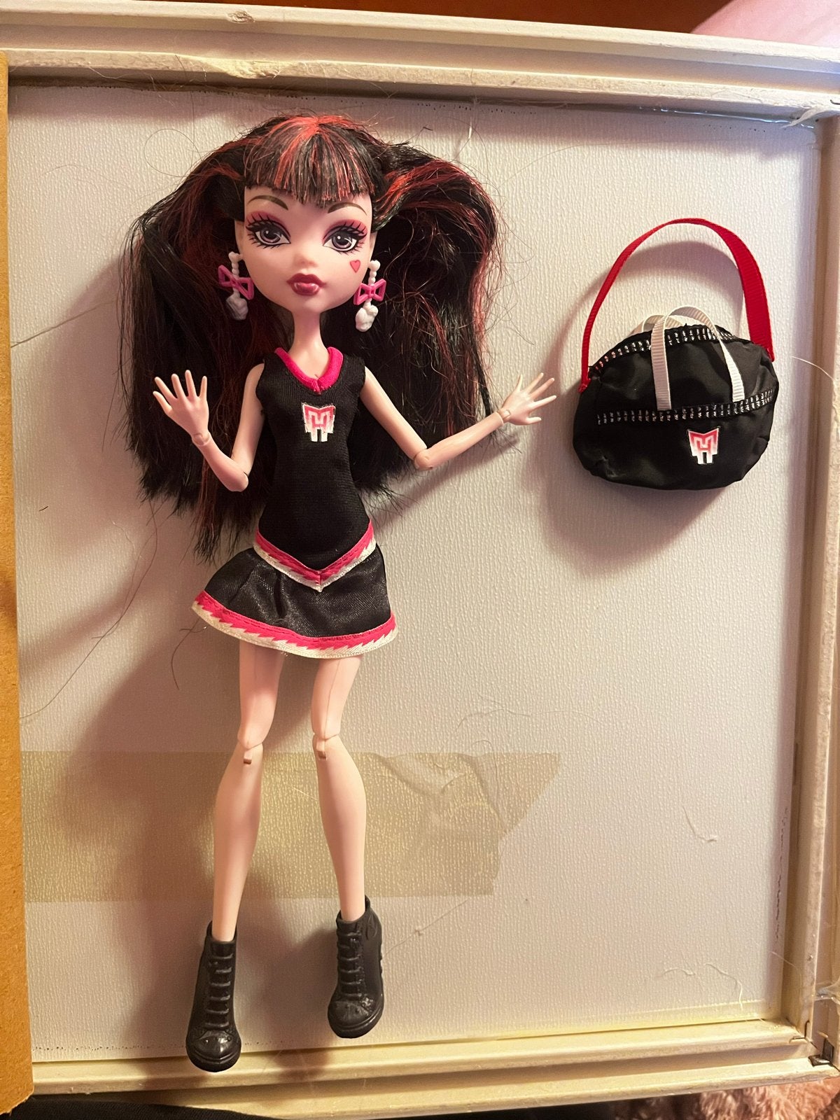 Monster High Draculaura pop met tasje, Ophalen of Verzenden, Gebruikt, Overige typen