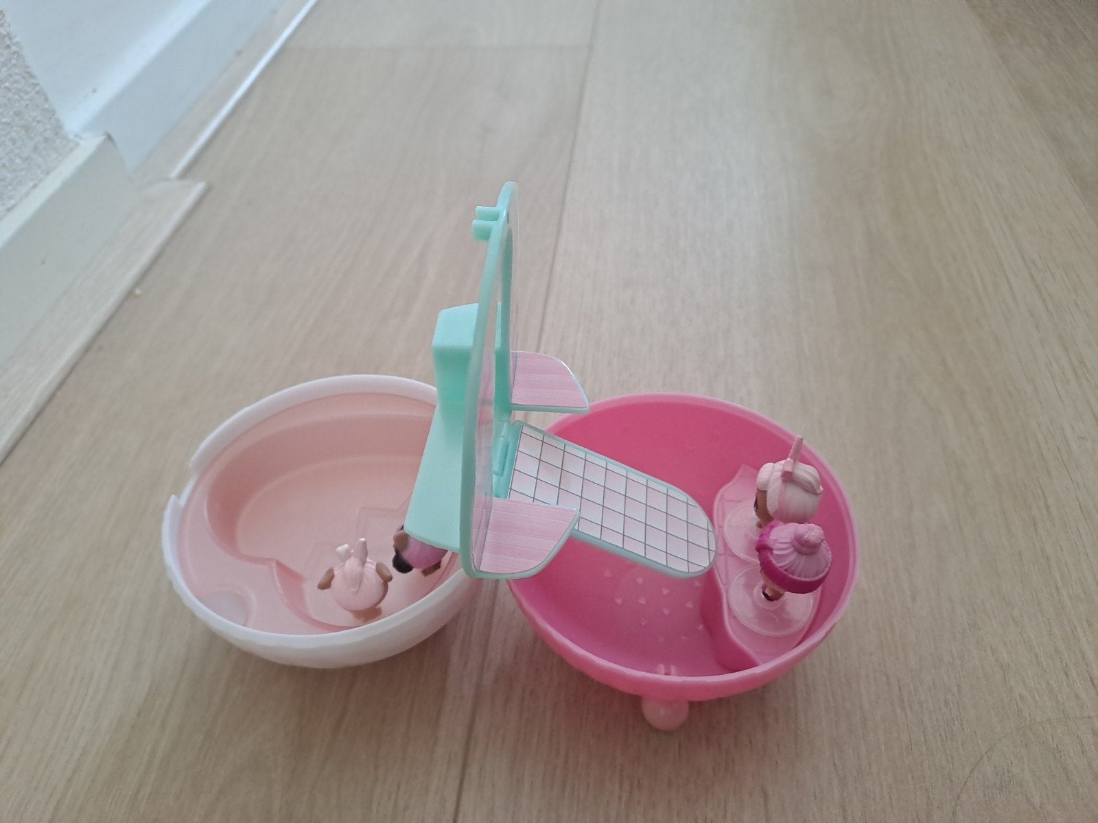 LOL mini, LOL little tikes mini-auto en accesoires., Ophalen, Zo goed als nieuw