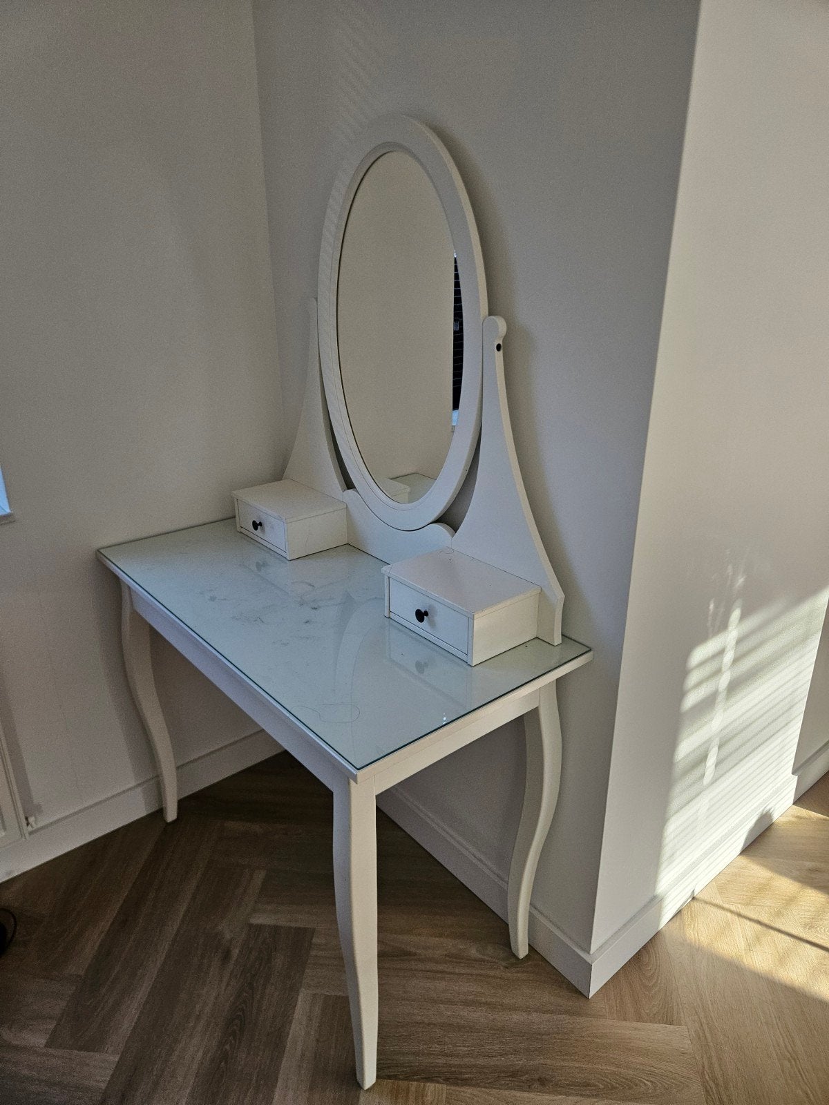 IKEA Kaptafel met spiegel - Ophalen in Utrecht, Ophalen, Gebruikt, 100 tot 150 cm, 100 tot 150 cm
