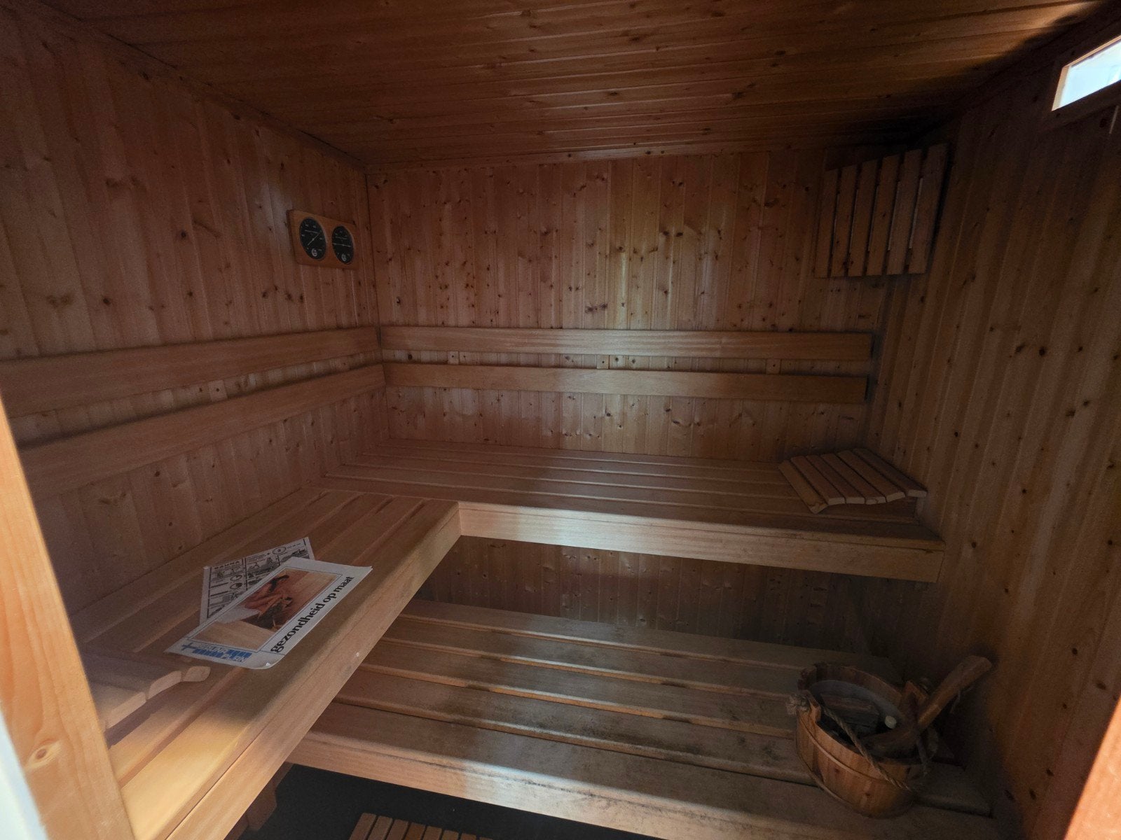 Helo Sauna electrische sauna incl benodigdheden, Ophalen of Verzenden, Gebruikt, Fins of Traditioneel, Complete sauna