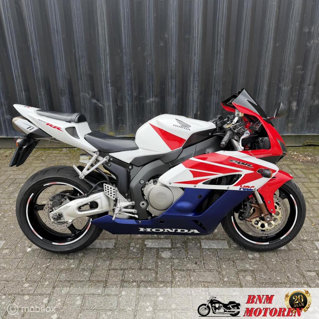 Honda CBR 1000RR Fireblade, Motoren, Bedrijf, Sport, Meer dan 35 kW, 998 cc