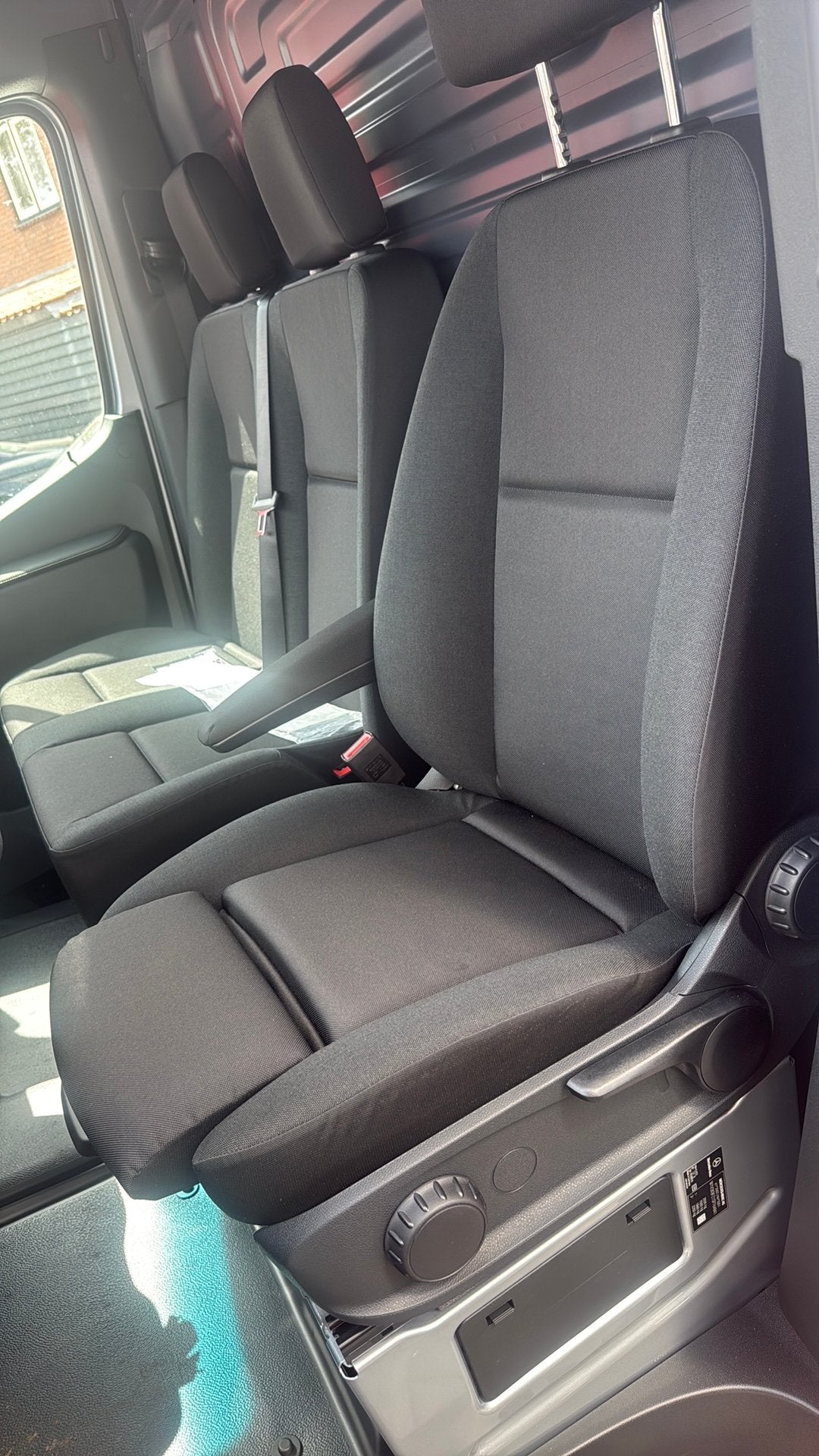 Nieuwe bestuurderstoel. Sprinter w907 geschikt draaiplateau, Auto-onderdelen, Mercedes-Benz, Nieuw, M, Ophalen of Verzenden
