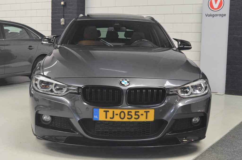 BMW 3-serie Touring 325d High Executive // M-PERFORMANCE //, Auto's, BMW, Euro 5, Achterwielaandrijving, Beige, 4 cilinders