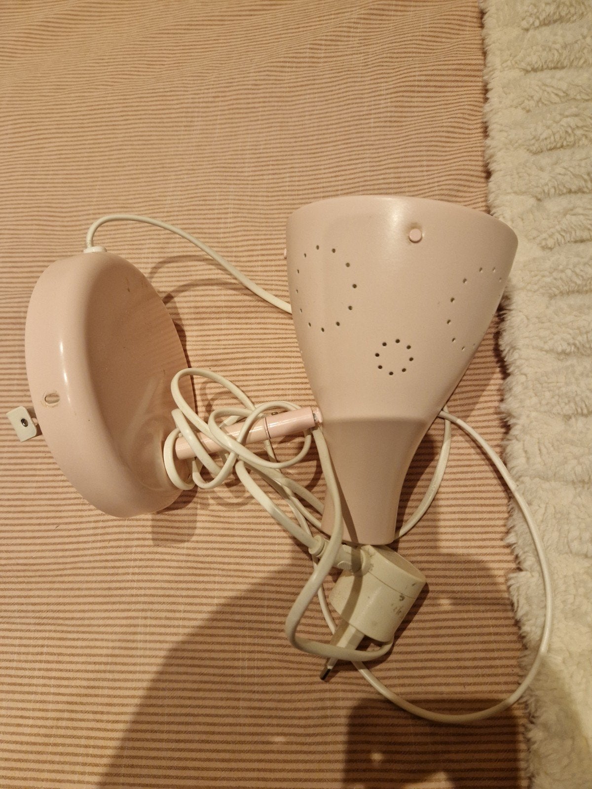 Roze ikea  wandlamp/spotje met schakelaar, Ophalen of Verzenden, Gebruikt