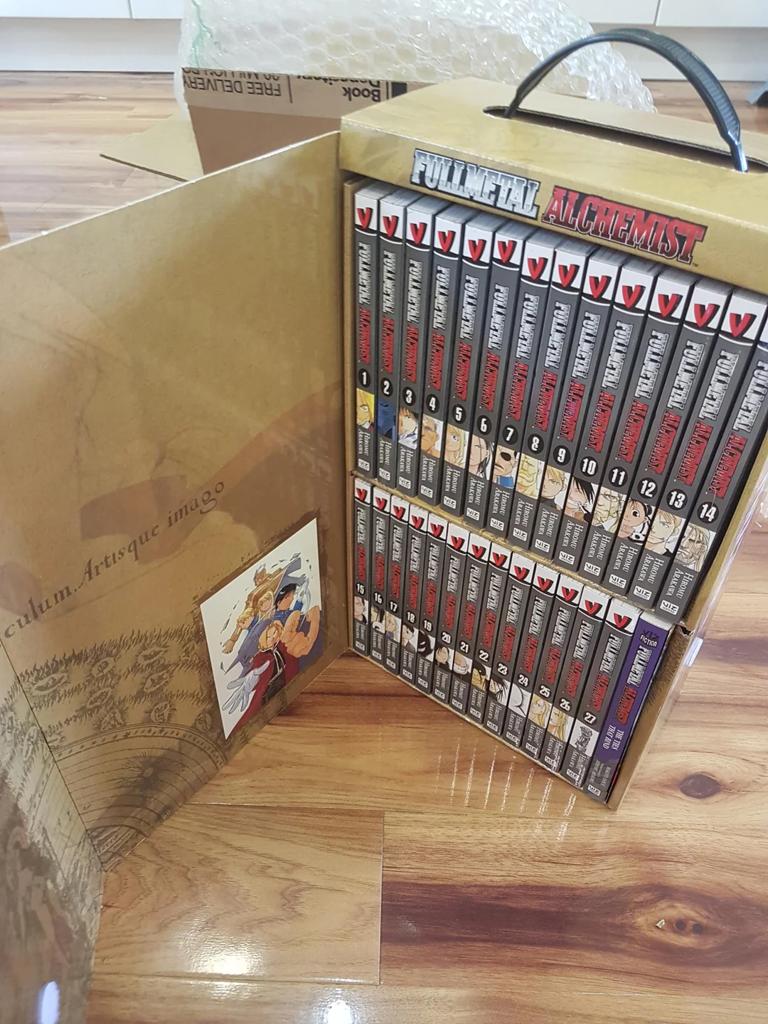 Fullmetal Alchemist Manga Box Set (Vol. 1-27), Ophalen of Verzenden, Zo goed als nieuw