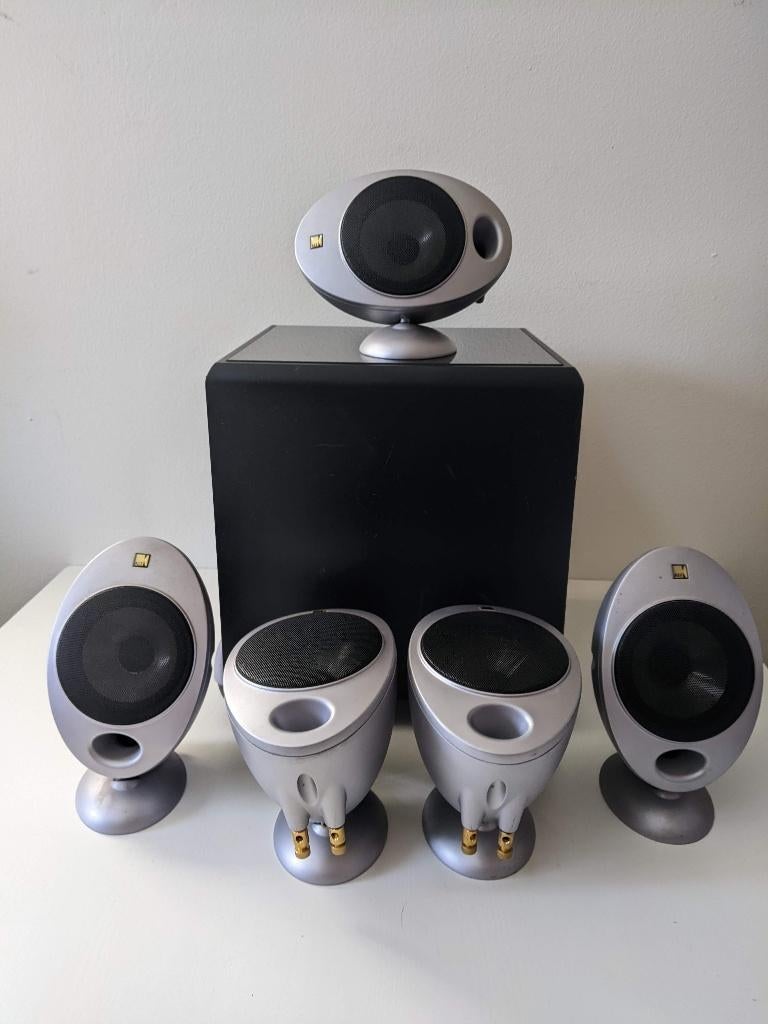 KEF surround luidspreker "eitjes" set 5x + subwoofer, Gebruikt, 60 tot 120 watt, Complete surroundset, Ophalen